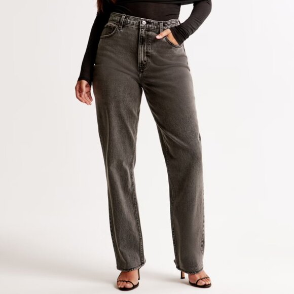 A&F Curve Love Ultra High Rise 90s Straight Jean in Washed Black - Picture 1 of 10